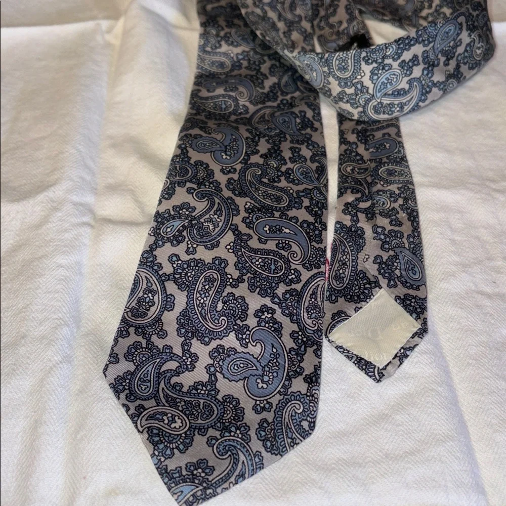 Dior Blue/White Paisley Silk Tie “Cravates” Vintage